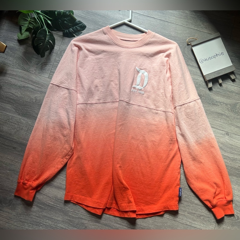 Disney Parks Unisex Orange Coral Ombre Spirit Jersey Disneyland Resort. Size M - Picture 3 of 11